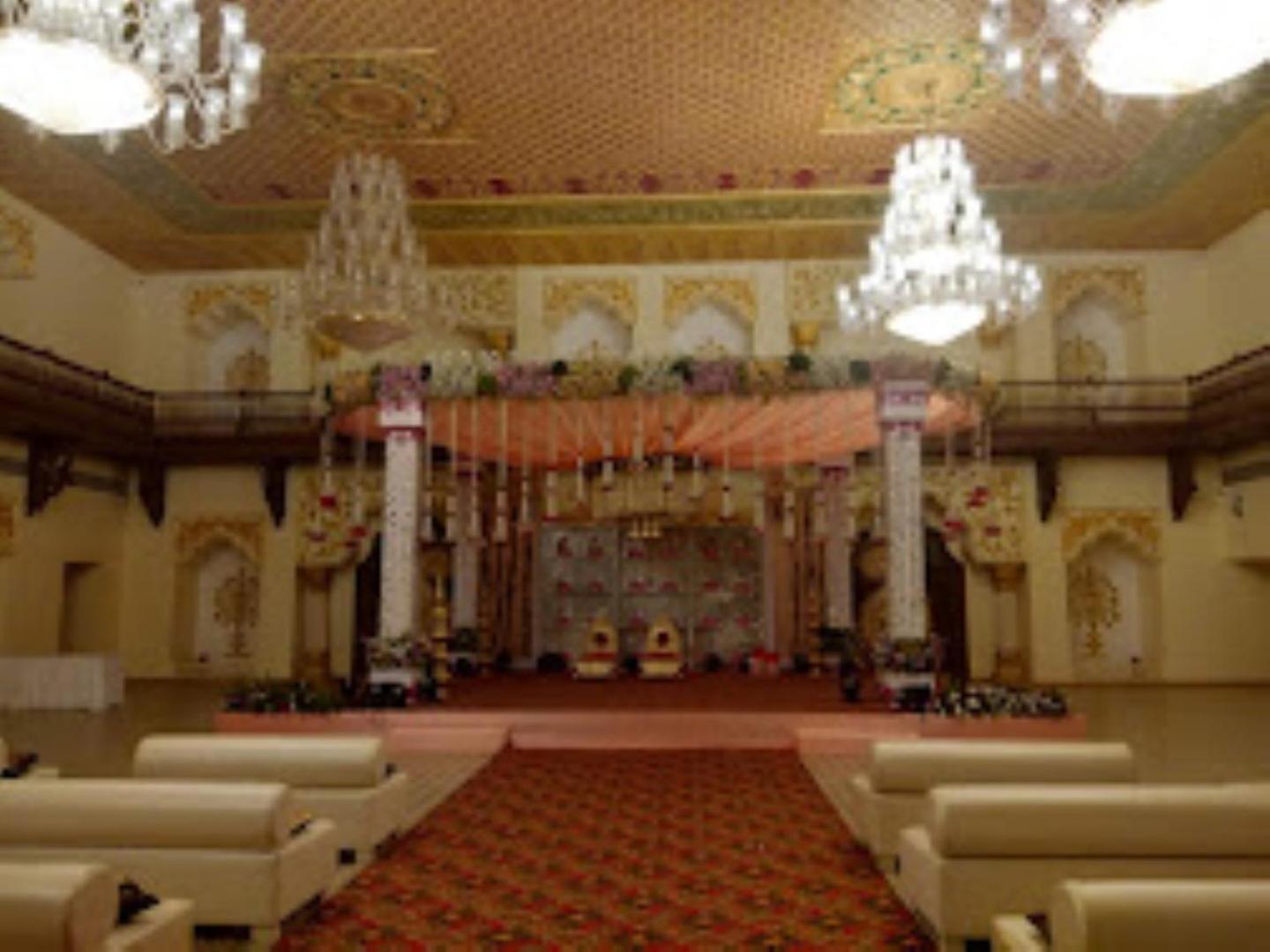 Laxminarayan Club & Resort วาโดดารา ภายนอก รูปภาพ