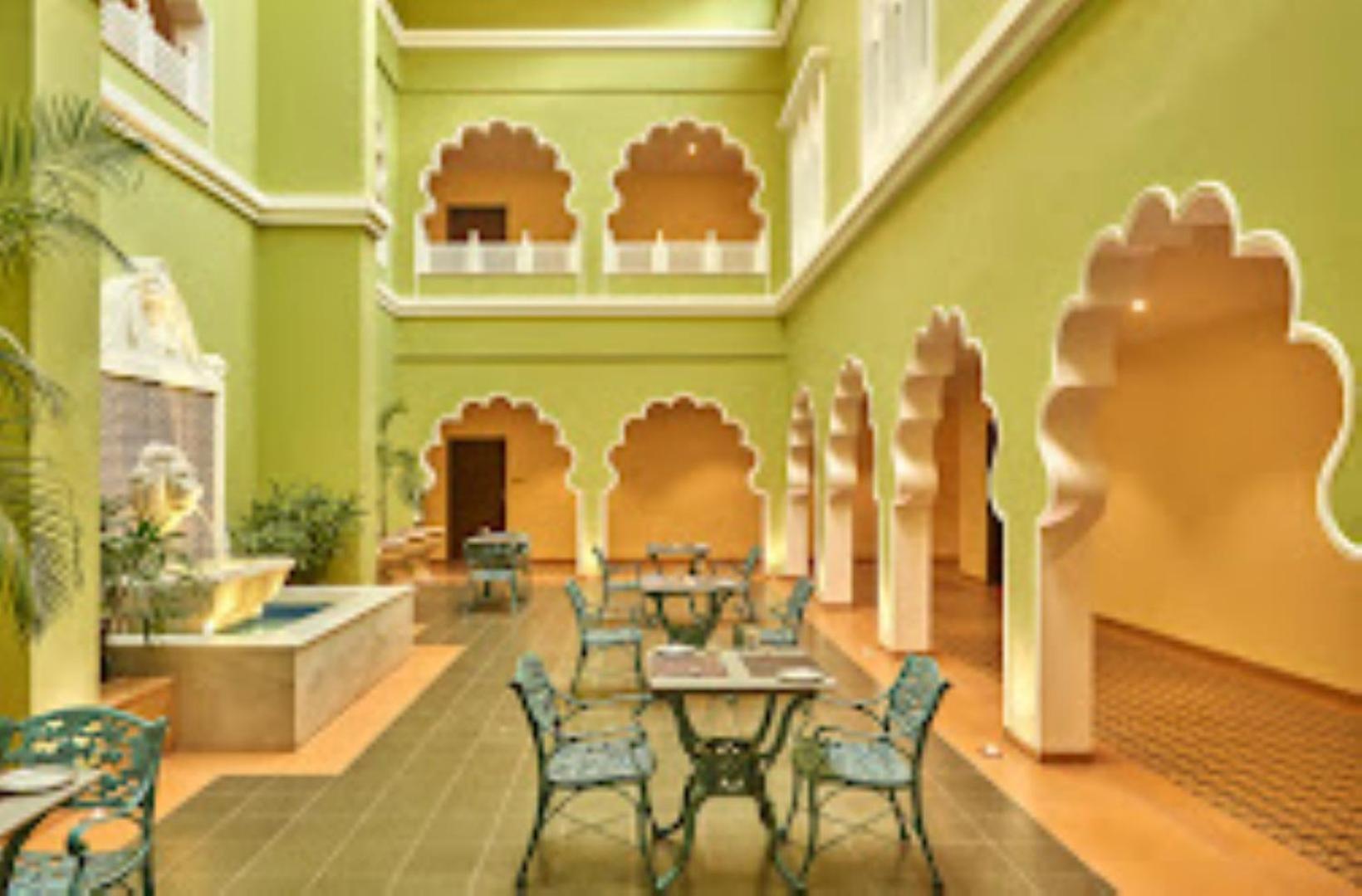 Laxminarayan Club & Resort วาโดดารา ภายนอก รูปภาพ